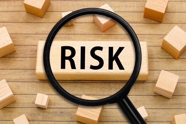 違反した場合の企業リスク